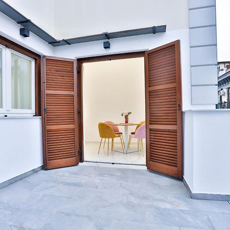 Hotiday Room Collection - Napoli Sant'Arcangelo Εξωτερικό φωτογραφία