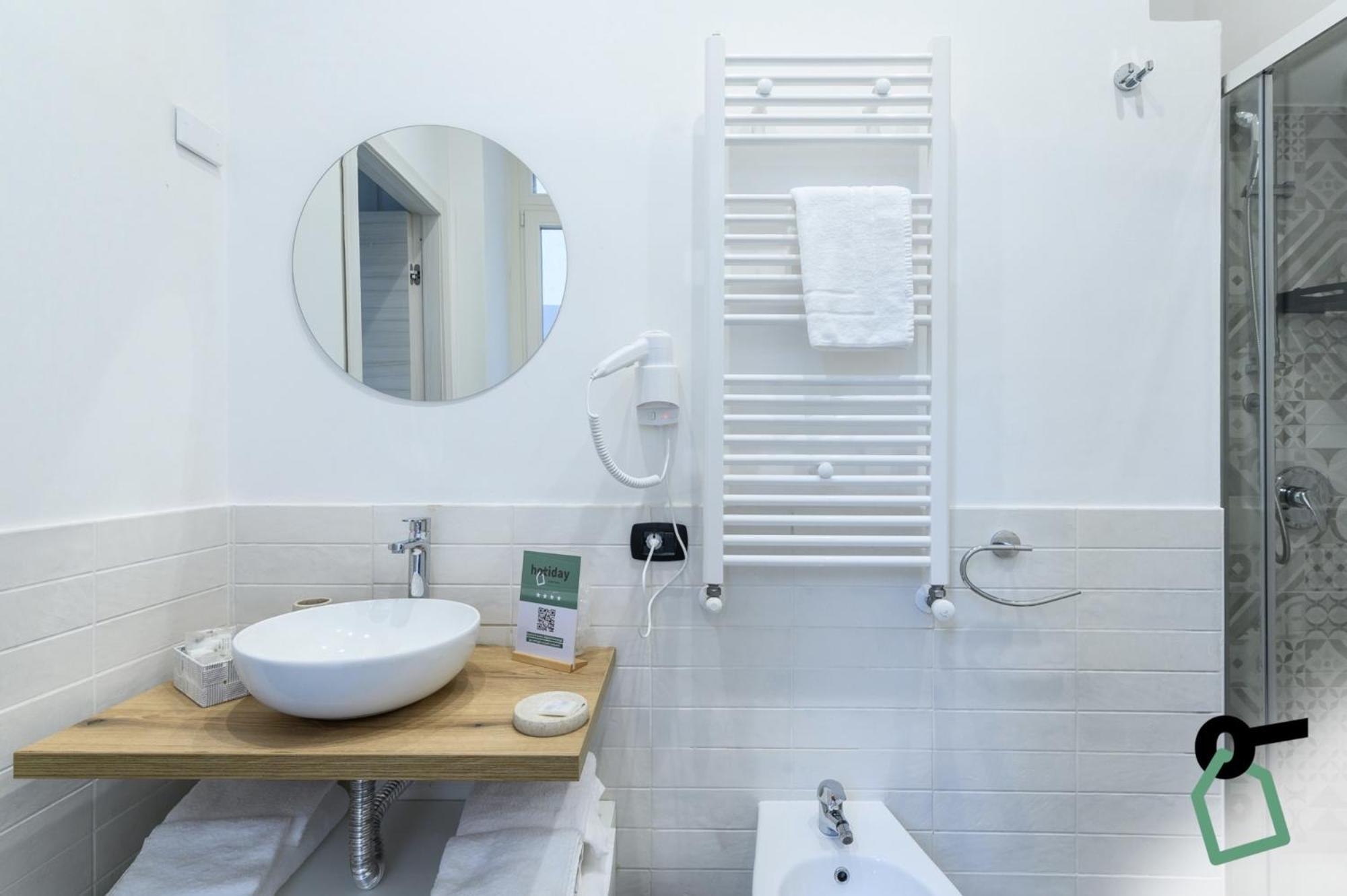 Hotiday Room Collection - Napoli Sant'Arcangelo Εξωτερικό φωτογραφία
