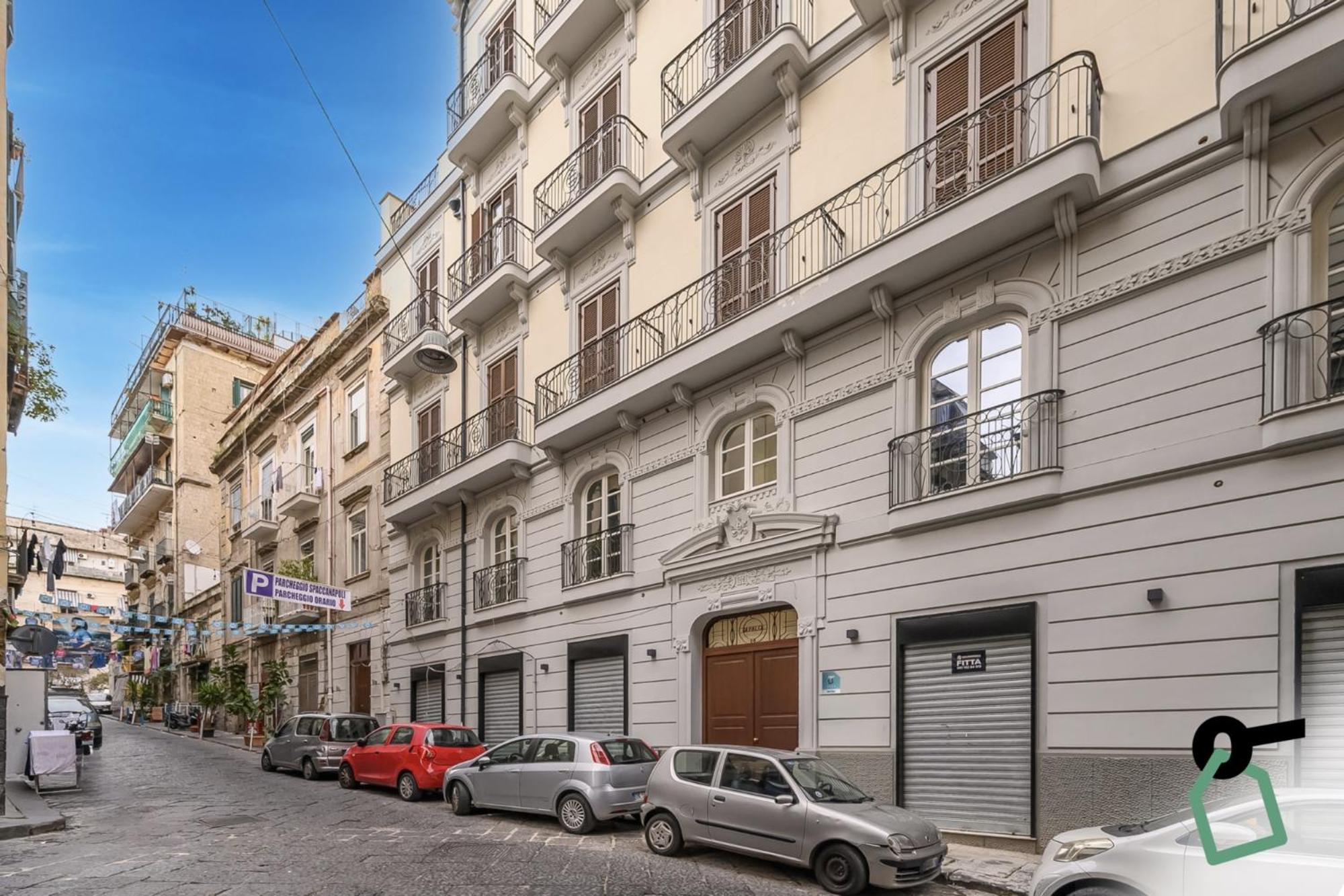 Hotiday Room Collection - Napoli Sant'Arcangelo Εξωτερικό φωτογραφία