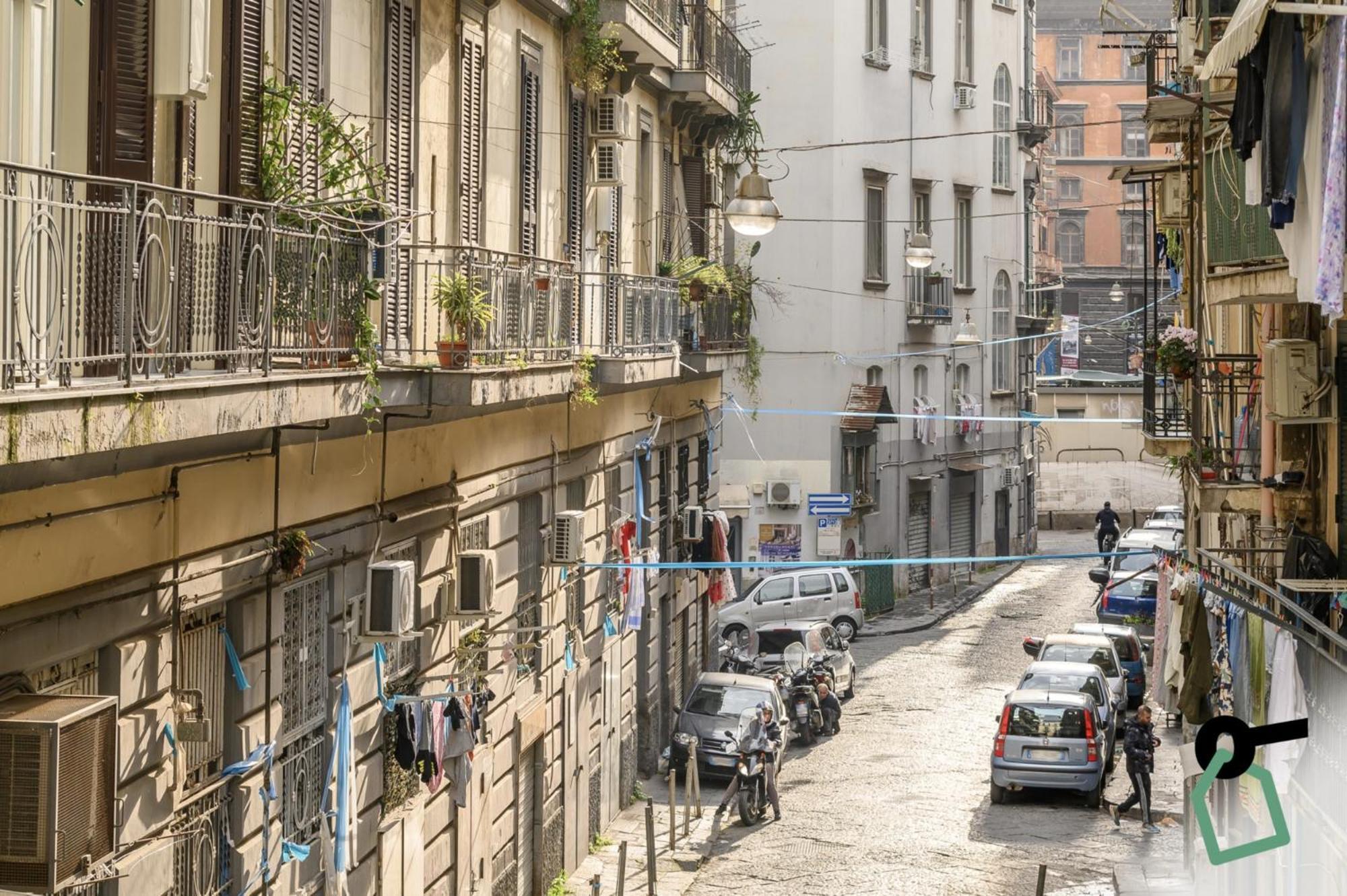 Hotiday Room Collection - Napoli Sant'Arcangelo Εξωτερικό φωτογραφία