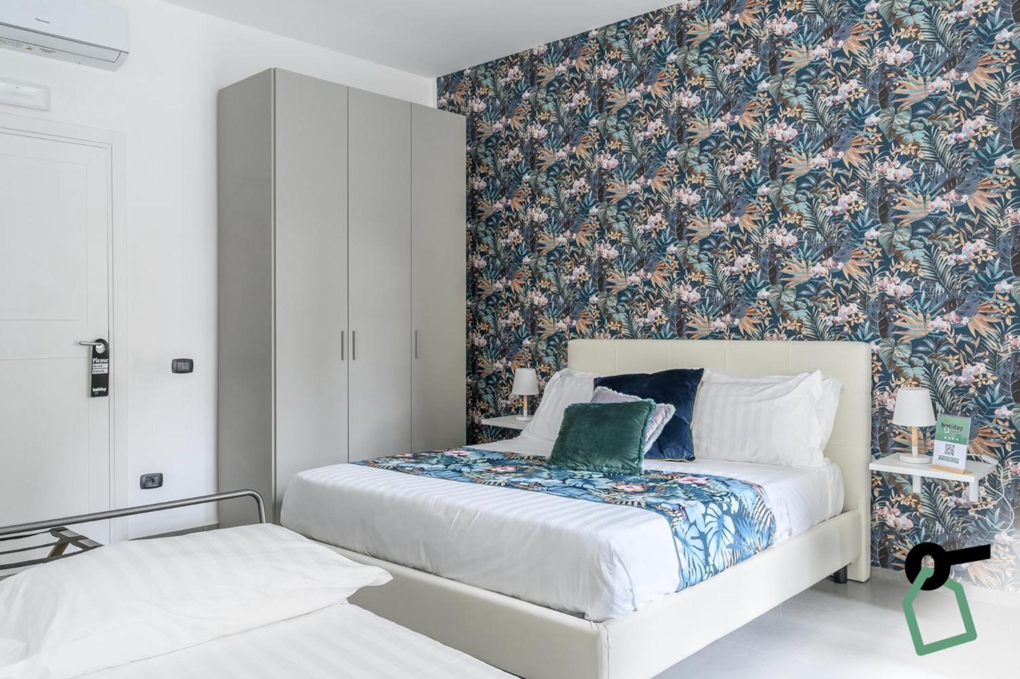Hotiday Room Collection - Napoli Sant'Arcangelo Εξωτερικό φωτογραφία