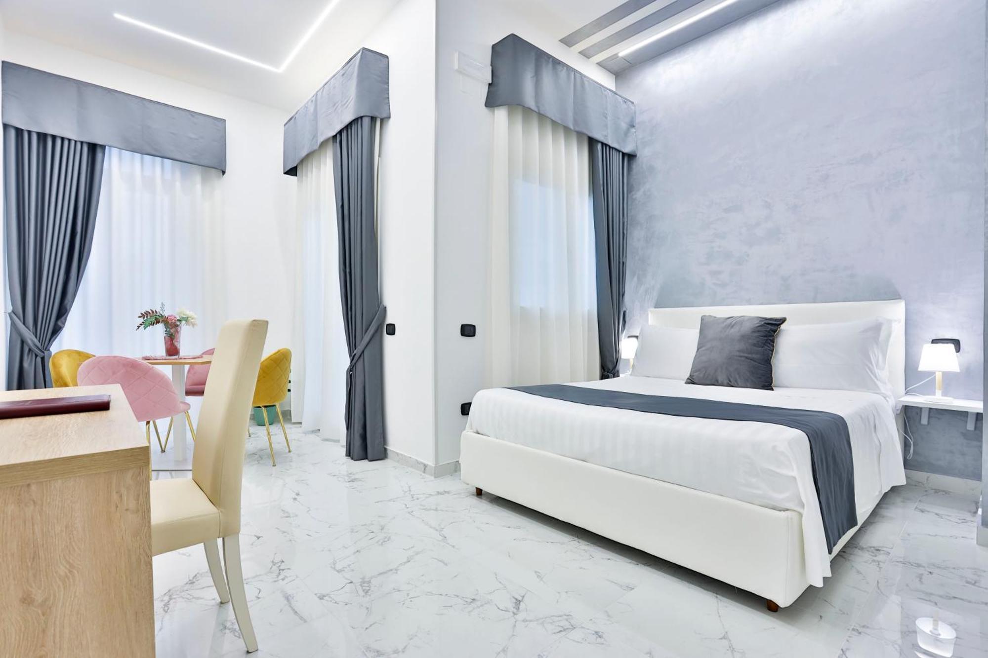 Hotiday Room Collection - Napoli Sant'Arcangelo Εξωτερικό φωτογραφία